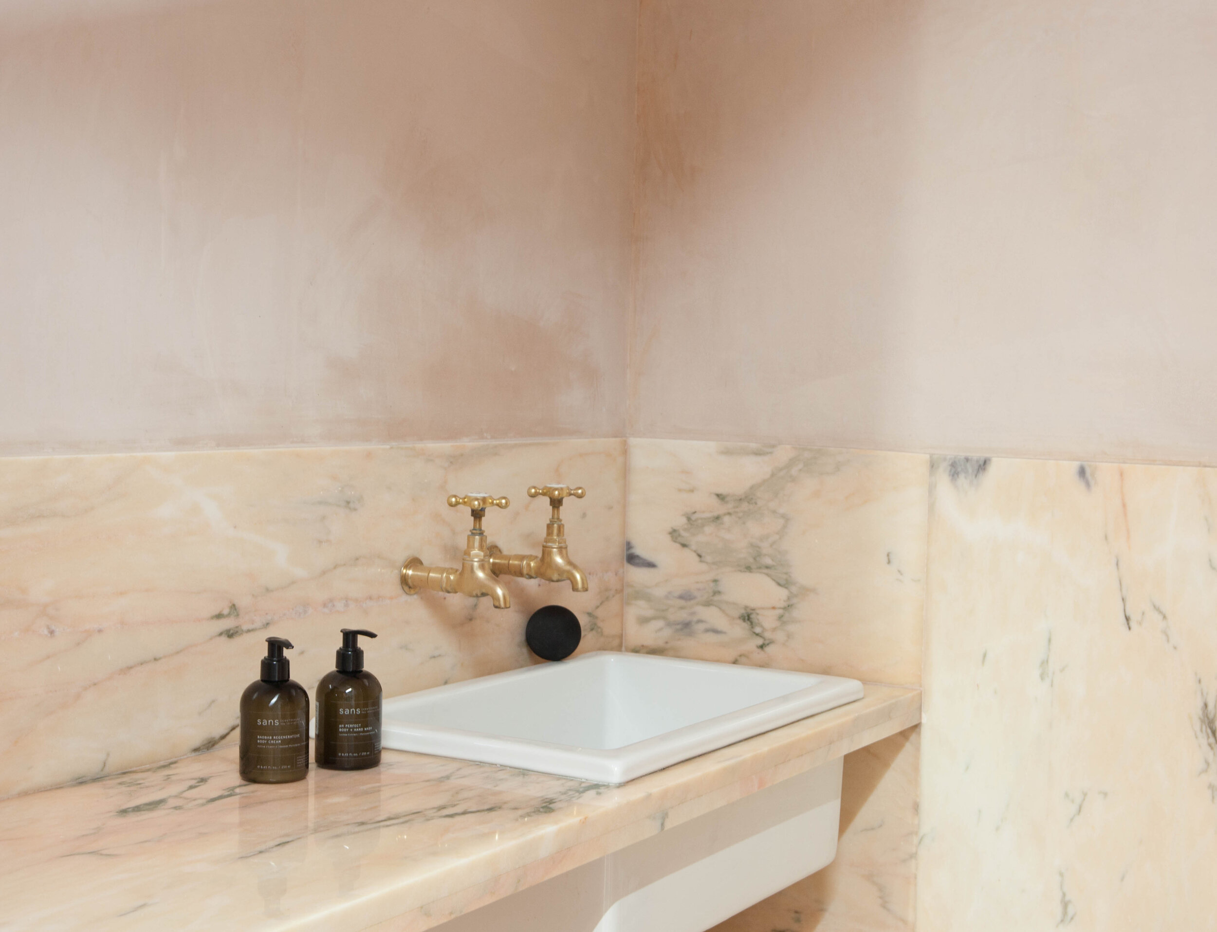 Sans pH Perfect Body + Hand Wash - 500ml